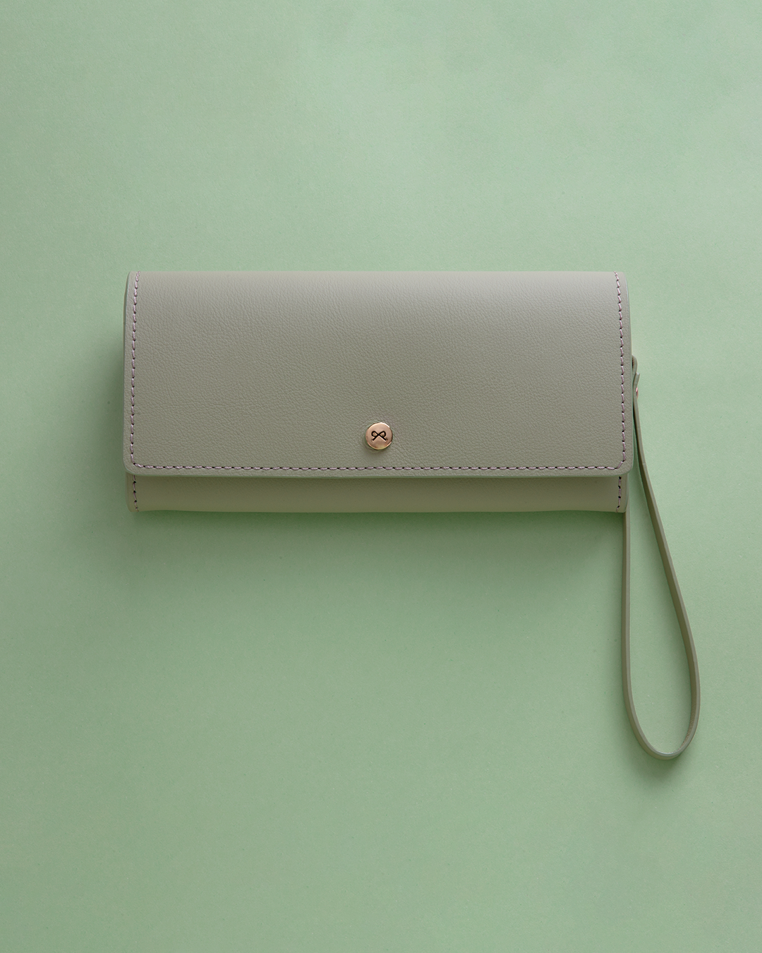 The Long Wallet Hiker