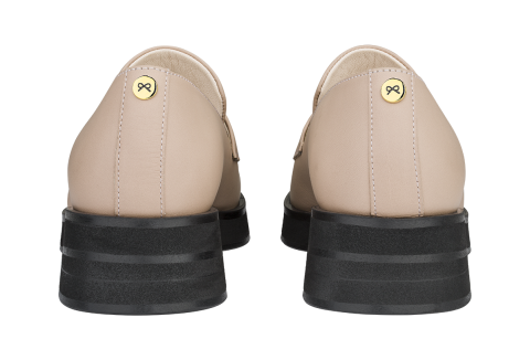 Josefinas Confidence Rose Tassel