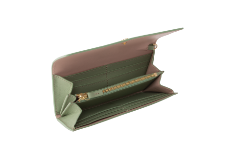 The Long Wallet Hiker