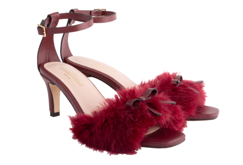 Josefinas Whisper Burgundy