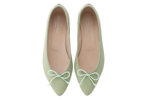 Josefinas Tiptoe Waterfall