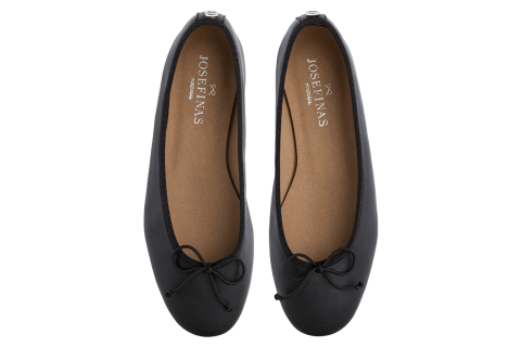 Josefinas Vegan Black