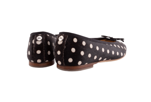 Josefinas White Dots