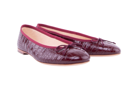 Josefinas Ms. Burgundy