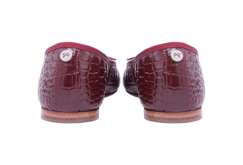 Josefinas Ms. Burgundy
