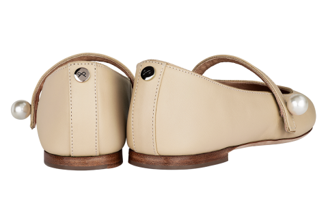 Josefinas On Point Beige