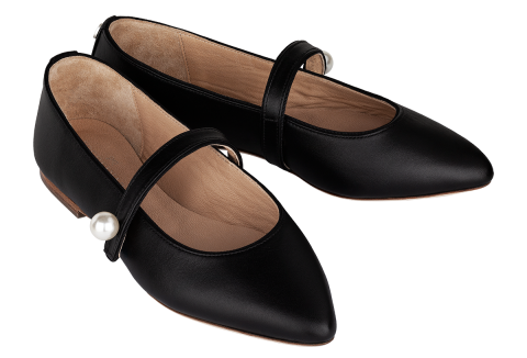 Josefinas On Point Black