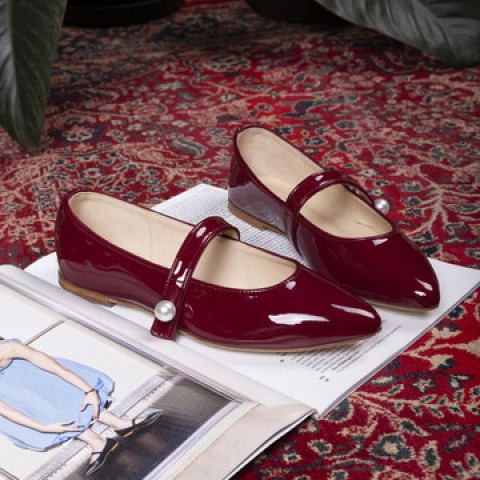 Josefinas On Point Burgundy