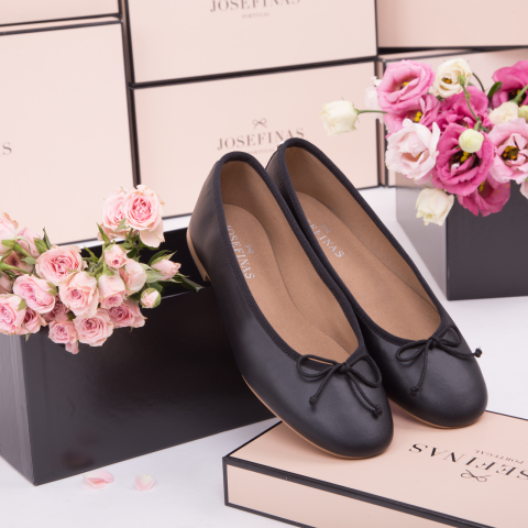 Josefinas Vegan Black