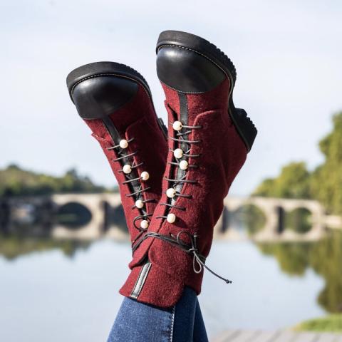 5_pearls_burgundy