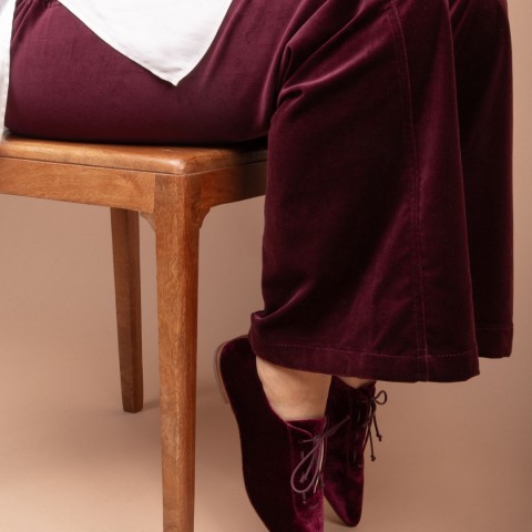 Josefinas Christmas Velvet Berry