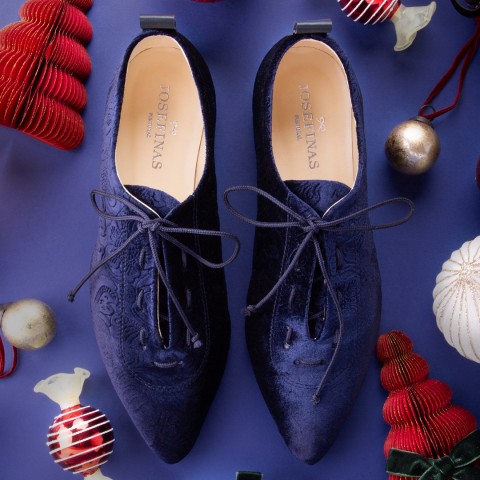 Josefinas Christmas Velvet Midnight