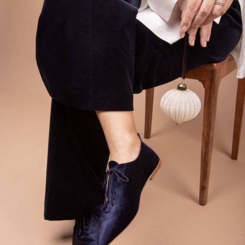 Josefinas Christmas Velvet Midnight