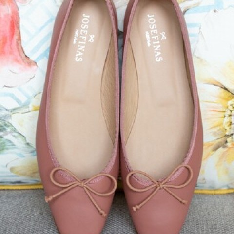 Josefinas Square Dark Pink