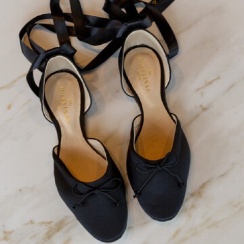 Josefinas Giselle Black