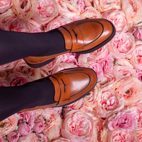 Josefinas Confidence Brown