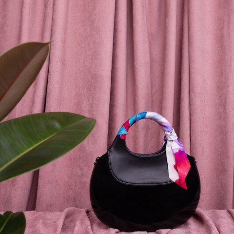 Josefinas Ficus Red Flower