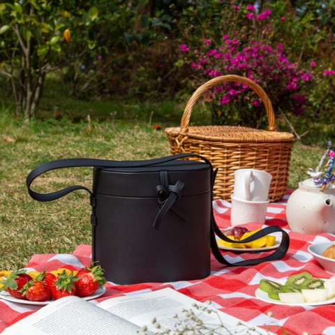 Josefinas Power Lunch Black