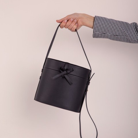 Josefinas Power Lunch Black