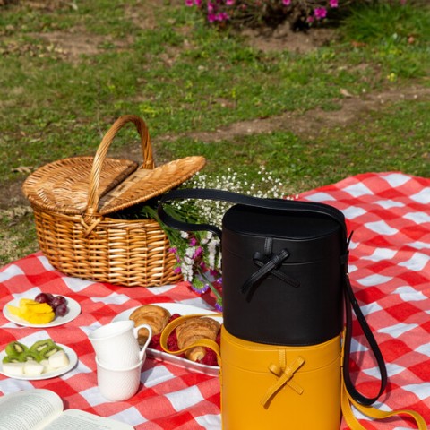 Josefinas Power Lunch Black