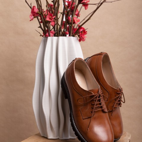 Josefinas Shibuya Lace-Up Brown