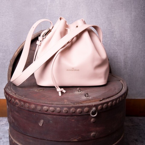 Josefinas The Bucket Bag Dreamer