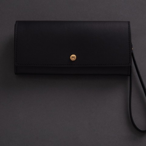 Josefinas The Long Wallet Classic