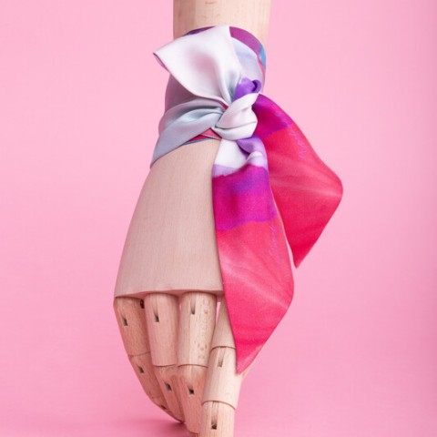 Josefinas Twilly Red Flower