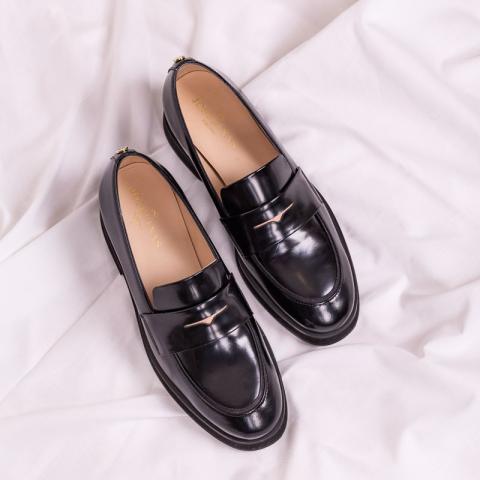 Josefinas Confidence Black