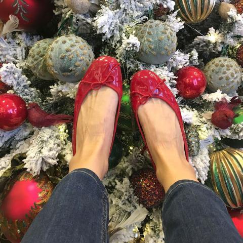 Josefinas Lisbon Red