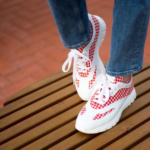 Josefinas Walk Like a Girl R&W
