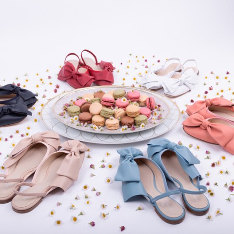 Josefinas Marie Antoinette Red