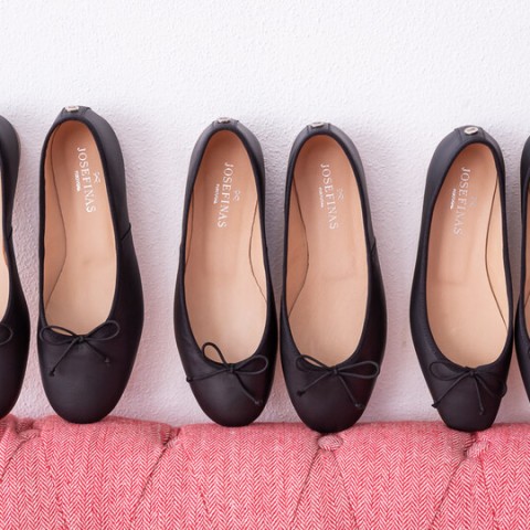 Josefinas Nostalgic Black High-Rise