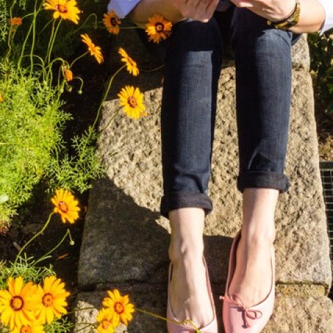 Josefinas Square Pink Lace