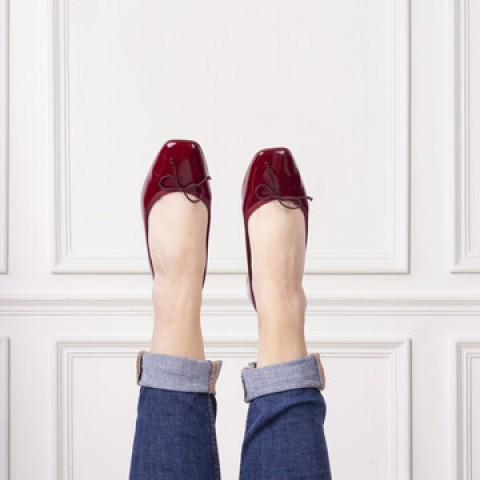 Josefinas Square Red Wine