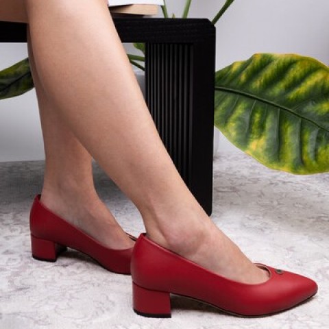 Josefinas Stride Red